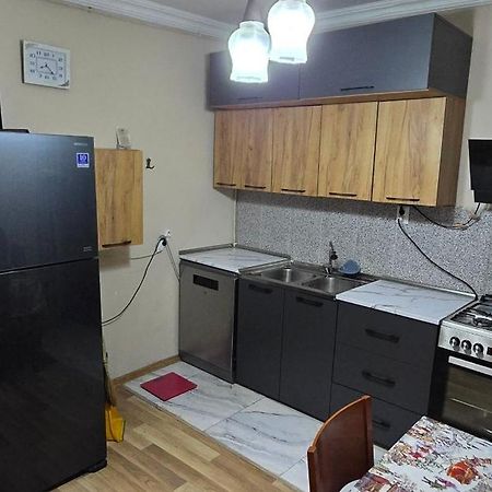 Apartment Zurabi Батумі Екстер'єр фото